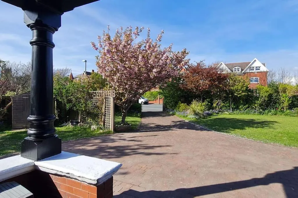 Winstanley House Villa Lytham St Annes Holiday home