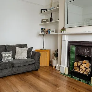 Holiday home Sunny Seaside House Lytham Centre Sleeps 8, Lytham St Annes